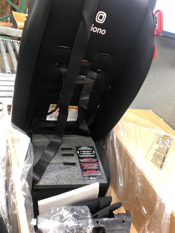 Photo 2 of ***USED - LIKELY MISSING PARTS - UNABLE TO VERIFY FUNCTIONALITY***
Diono Radian 3R, 3-in-1 Convertible Car Seat, Rear Facing & Forward Facing, 10 Years 1 Car Seat, Slim Fit 3 Across, Jet Black Radian 3R Fits 3 Across Black Jet