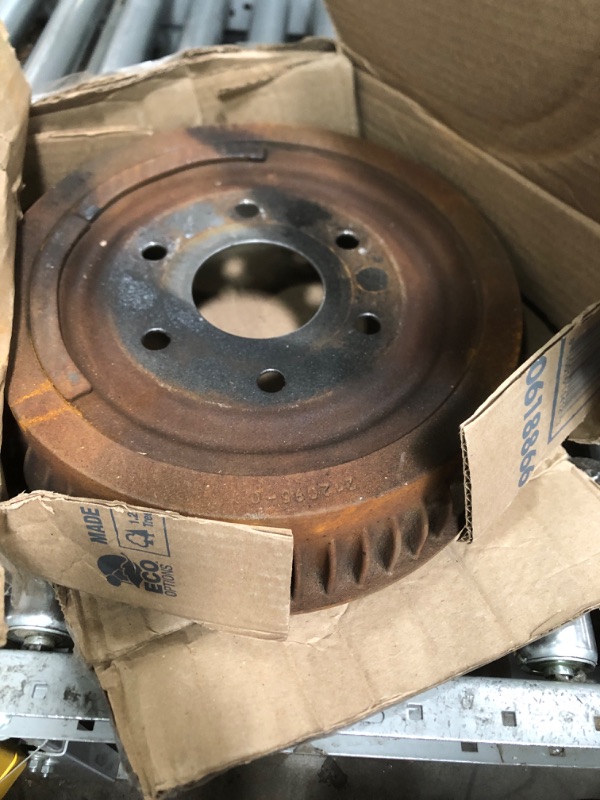 Photo 2 of ACDelco Advantage 18B275A Rear Brake Drum