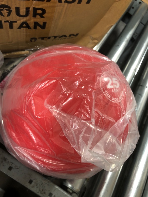 Photo 2 of 25lb Titan Fitness Slam Ball Rubber