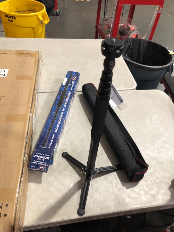 Photo 4 of ***USED - LIKELY MISSING PARTS - UNABLE TO VERIFY FUNCTIONALITY***
Vidpro MP-66 VentureMaxx Series Professional 70-Inch Monopod with Air Lock - Lightweight Anodized Aluminum Camera Camcorder Support Stand Adjustable 5-Section with 3 Feet Base Includes Car