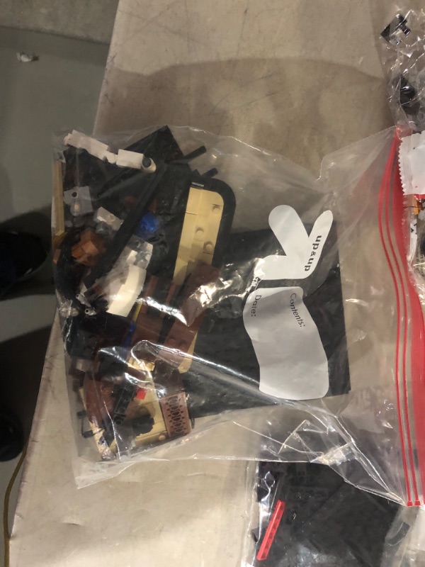 Photo 5 of ***PARTS ONLY/NON-RETURNABLE*USED*OPENED BAGD*MISSING PIECES***
LEGO Ideas Jazz Quartet 21334, Set for Adults, Gift for Music Lovers with Band Figures and 4 Instruments: Piano, Double Bass, Trumpet & a Drum Kit Standard Packaging