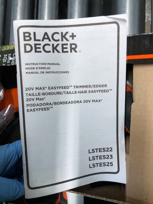 Photo 4 of ***VERY DIRTY***BLACK+DECKER LSTE525 20V MAX Lithium Easy Feed String Trimmer/Edger with 2Batteries WITH BLACK+DECKER AF-100-3ZP 30ft 0.065" Line String Trimmer Replacement Spool, 3-Pack