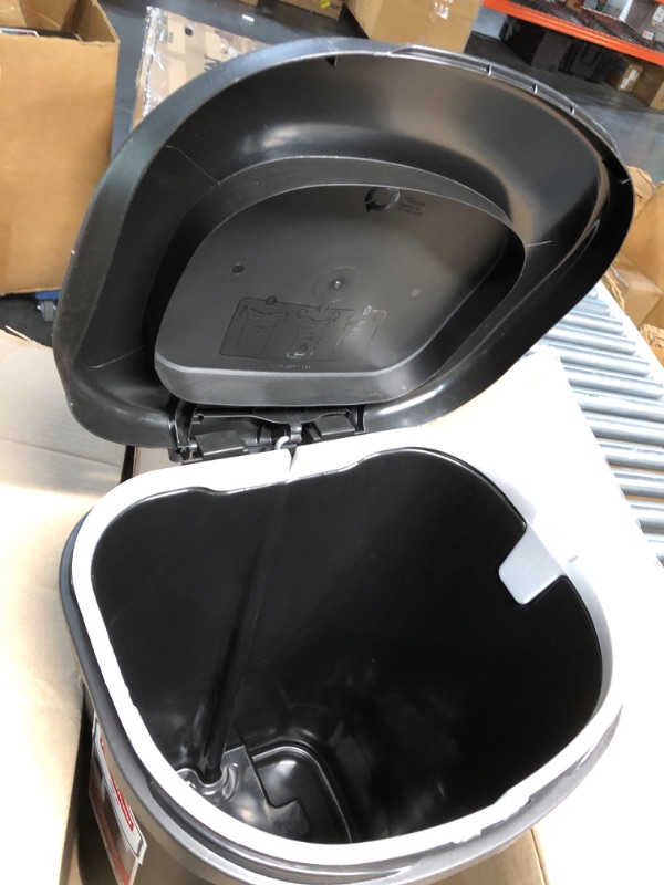 Photo 3 of **BROKEN LID***Rubbermaid Classic 13 Gallon Step-On Trash Can with Lid, Black Waste Bin for Kitchen Black Step On