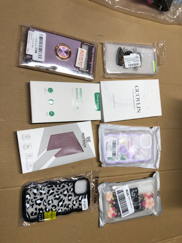 Photo 1 of ***NON-REFUNDABLE/ MISCELLANEOUS PHONE CASE BUNDLE***
