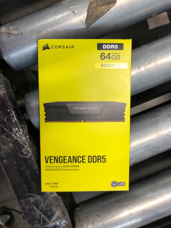 Photo 3 of ***SEE NOTES*** CORSAIR VENGEANCE DDR5 RAM 64GB (2x32GB) 6000MHz CL40 Intel XMP iCUE Compatible Computer Memory - Black (CMK64GX5M2B6000C40) 64GB (2x32GB) Black