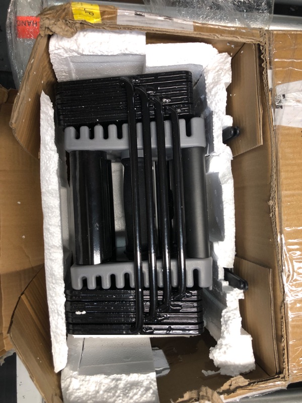 Photo 4 of ***MAJOR DAMAGE - SEE COMMENTS***
PowerBlock Elite EXP Adjustable Dumbbells, Sold in Pairs, Stage 1, 5-50 lb, 100 Lb Weight