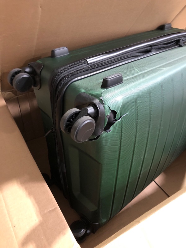 Photo 1 of ***NON REFUNDABLE ITEM***(FOR PARTS ONLY)
it luggage Legion 32" Hardside Checked 8 Wheel Expandable Spinner, Mountain View 32" Mountain View