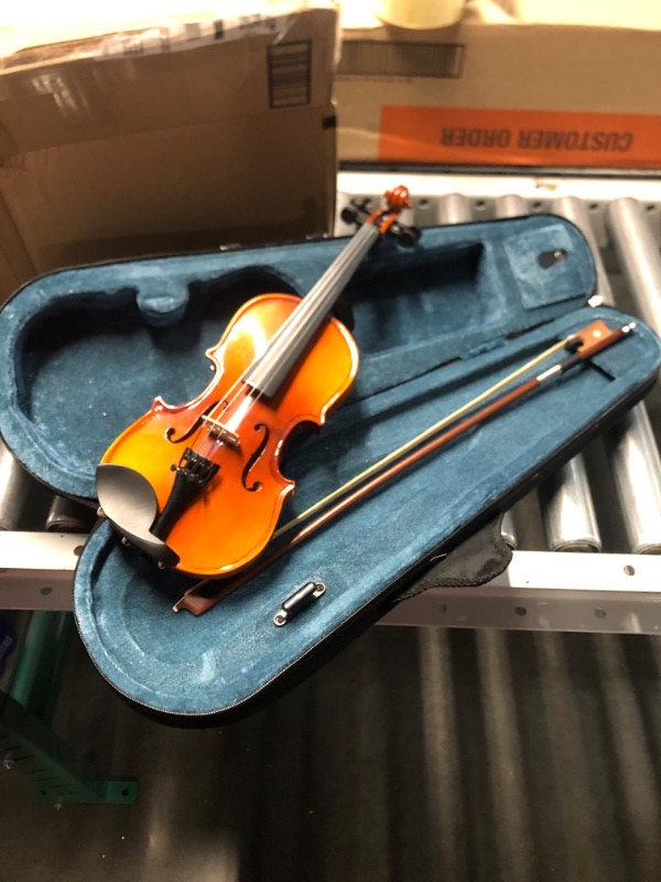 Photo 2 of (READ FULL POST) Cremona SV-25 Premier Novice Series Violin Outfit for ages 5-6 