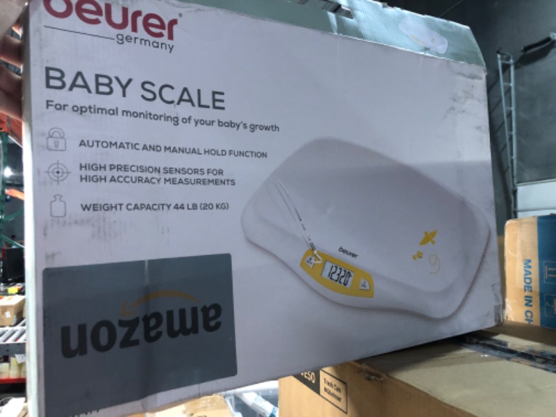 Photo 4 of Beurer BY80 Digital Baby Scale, Infant Scale for Weighing in Pounds, Ounces, or Kilograms up to 44 lbs