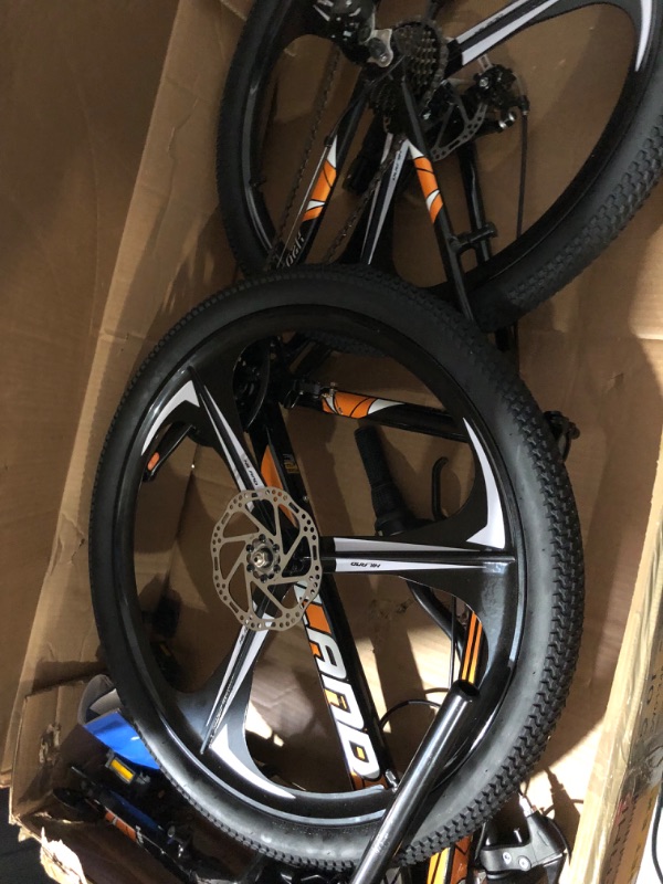 Photo 1 of **MISSING HARDWARE**
Hiland Mountain Bike, 3/6/Multi-Spokes, Shimano 21 Speeds Drivetrain, Aluminum Frame 26 Inch Wheels