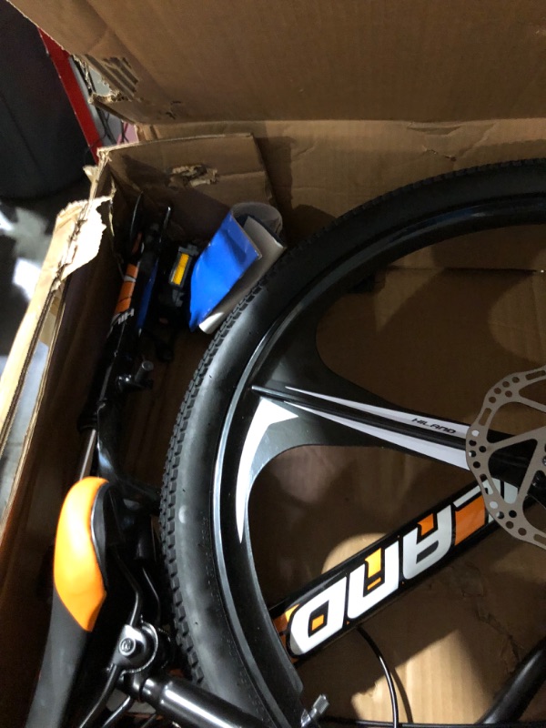 Photo 1 of **MISSING HARDWARE**
Hiland Mountain Bike, 3/6/Multi-Spokes, Shimano 21 Speeds Drivetrain, Aluminum Frame 26 Inch Wheels