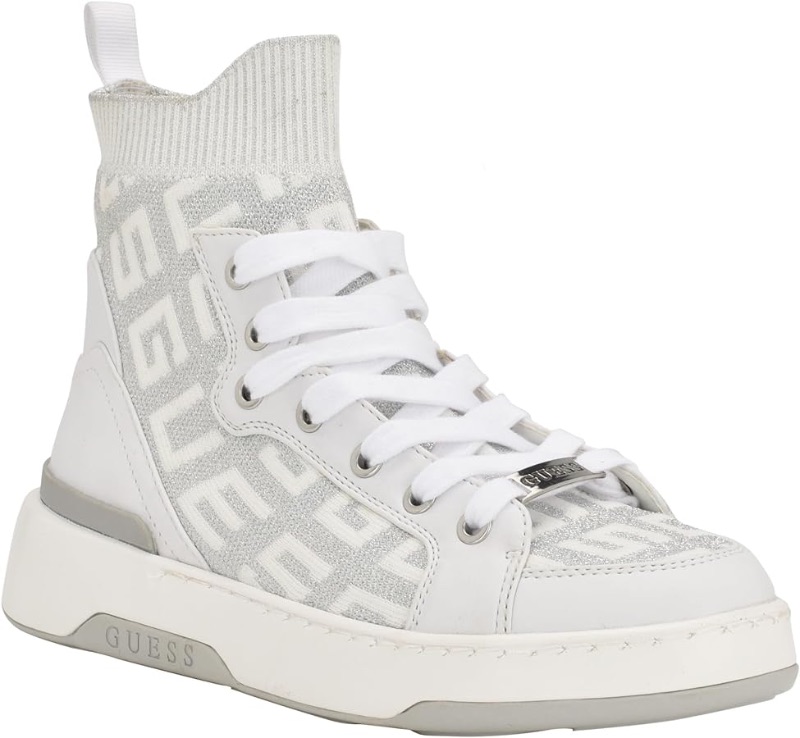 Photo 1 of GUESS Women's Mannen Sneaker - 6.5M