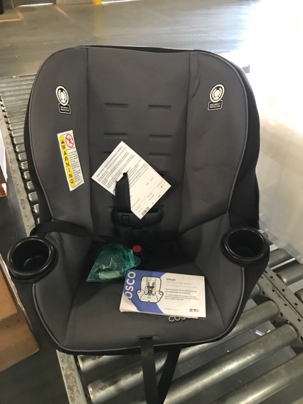 Photo 4 of **SEE NOTES**Cosco Onlook 2-in-1 Convertible Car Seat, Rear-Facing 5-40 pounds and Forward-Facing 22-40 pounds and up to 43 inches, Black Arrows Black Arrows Car Seat