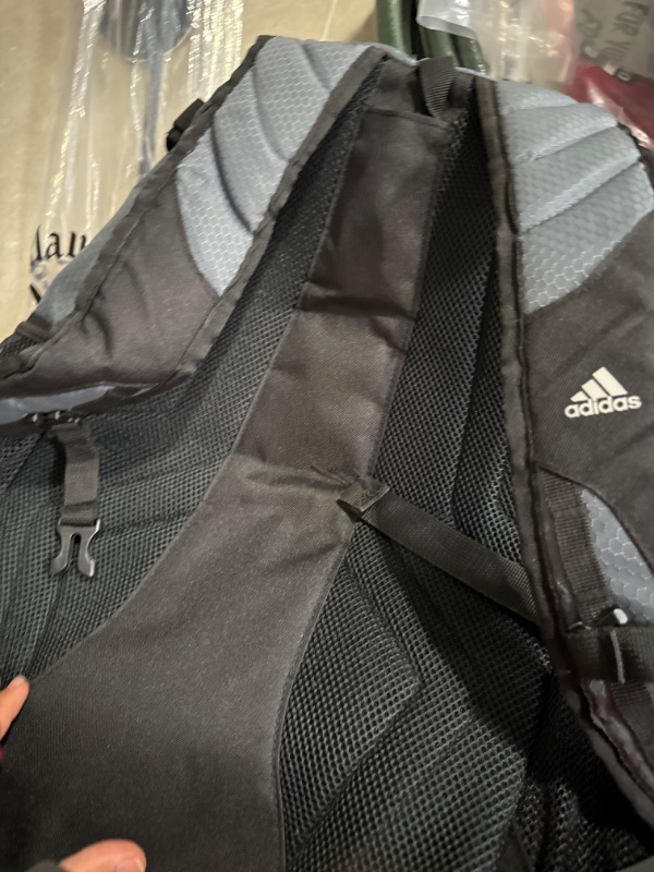 Photo 4 of **DAMAGED READ NOTES**Adidas backpack 