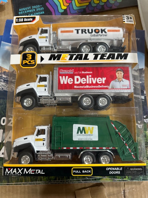 Photo 1 of 
MAX METAL

• 1:50 Scale Truck series
• Die cast & plastic parts