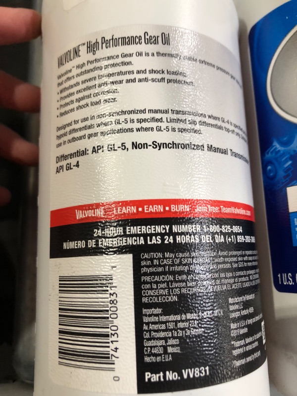 Photo 1 of BUNDLE OF 2** Valvoline High Performance SAE 80W-90 Gear Oil 1 QT Conventional 1 QT 80W-90