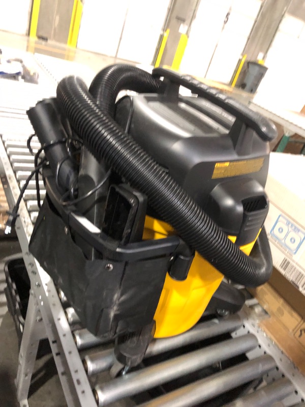 Photo 4 of (not functional)(sold for parts only) DEWALT Stealthsonic Quiet 12-Gallons 5.5-HP Corded Wet/Dry Shop Vacuum