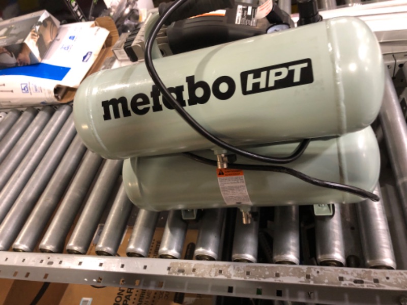 Photo 4 of (Parts only) Metabo HPT Air Compressor