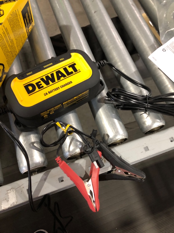 Photo 2 of **UNABLE TO TEST**
DEWALT DXAEC2 DXAEC2 Professional 2-Amp Automotive Battery Charger and Maintainer