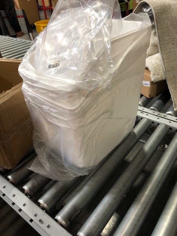 Photo 2 of VEVOR Ingredient Storage Bin, 2 x 15L Dispenser Bin with 2 Measuring Cups