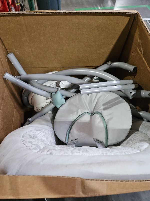 Photo 2 of **UNTESTED - MAY BE MISSING PARTS**
Graco® Simple Sway™ Swing, Ivy Simple Sway Ivy