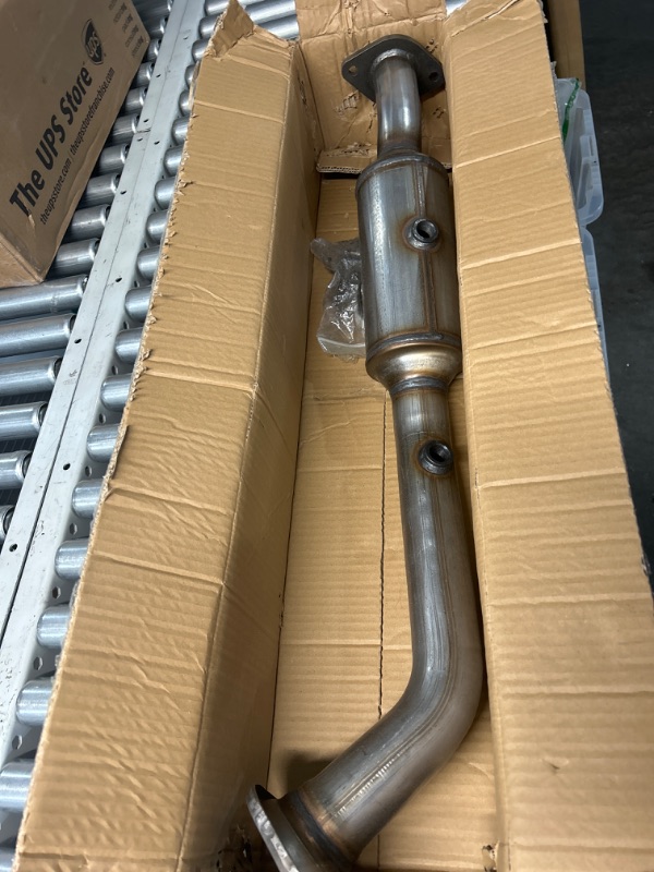 Photo 1 of FOMIUZY High Flow Front Catalytic Converter Kit Direct-Fit Honda Element 2003 2004 2005 2006 2007 2008 2009 2010 2011 2.4L Replaces 53478 40874 58158