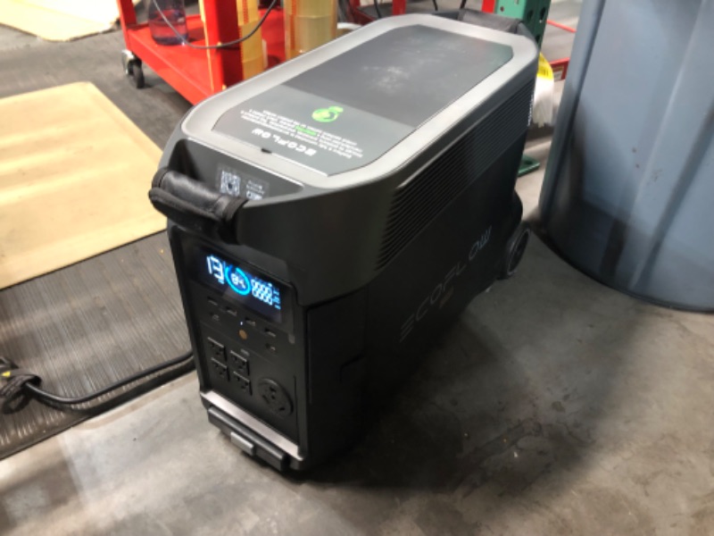 Photo 12 of ***USED - UNABLE TO TEST - SEE COMMENTS***
EF ECOFLOW Portable Power Station 3600Wh DELTA Pro, 120V AC Outlets x 5, 3600W, 2.7H Fast Charge, Lifepo4 Power Station, Solar Generator for Home Use, Power Outage, Camping, RV, Emergencies