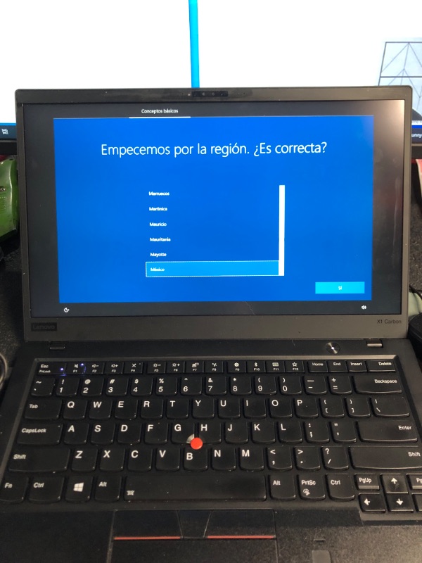 Photo 4 of Lenovo Thinkpad X1 Carbon 14 Inch FHD 1080P Laptop, 8th Gen Intel 4-Core i7-8550U up to 4.0GHz, Intel UHD 620, 16GB DDR4 RAM, 512GB SSD, Backlit Keyboard, FP Reader, Windows 10 (Renewed)