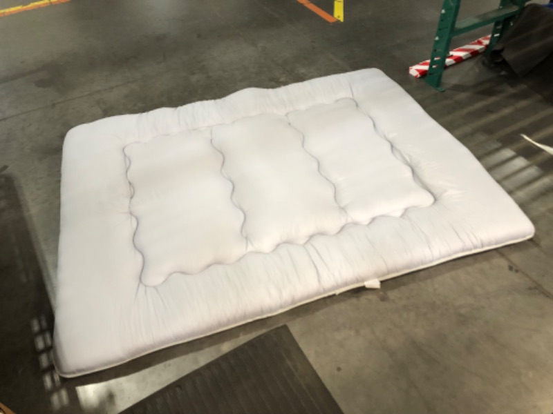 Photo 3 of ***USED - DIRTY - NO PACKAGING***
MAXYOYO Japanese Floor Mattress Futon Mattress, Thicken Daybed Futon Roll Up Guest Mattress Thicken Sleeping Pad Foldable Tatami Mat Floor Lounger Bed Couches and Sofas, Grey, Queen Queen Grey