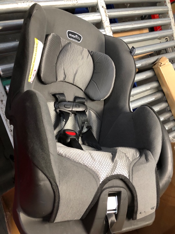 Photo 3 of (MANUFACTURED: 5/1/2024) Tribute 5 Convertible Car Seat, 2-in-1, Saturn Gray, 18.5x22x25.5 Inch (Pack of 1)