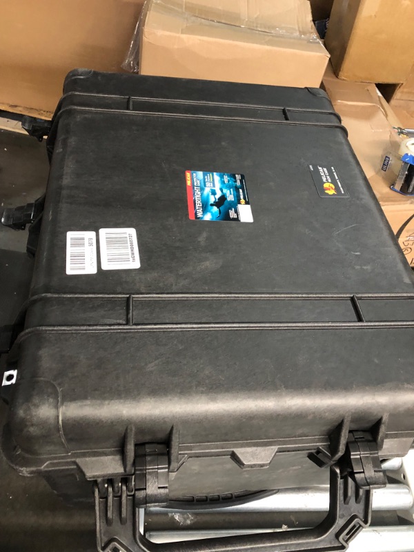 Photo 3 of pelican 1690 case