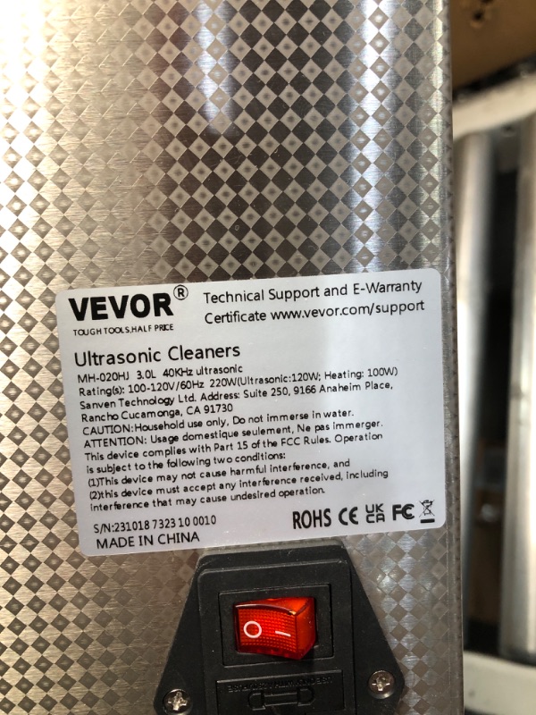 Photo 3 of ***USED - LIKELY MISSING PARTS - UNABLE TO VERIFY FUNCTIONALITY***
VEVOR Knob Ultrasonic Cleaner 3L 40kHz Ultrasonic Cleaning Machine Knob Control Sonic Cleaner 304 Stainless Steel Ultrasonic Cleaner Machine with Heater & Timer for Cleaning Jewelry Eyegla