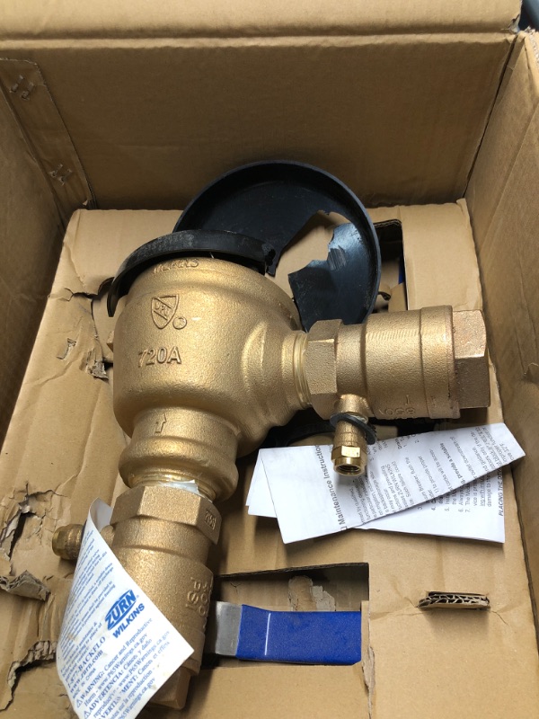 Photo 2 of ***SEE PHOTO'S***COVER IS CRACKED
Zurn Wilkins 112-720A 1-1/2" 720A Pressure Vacuum Breaker Assembly 1.5 Inch Breaker