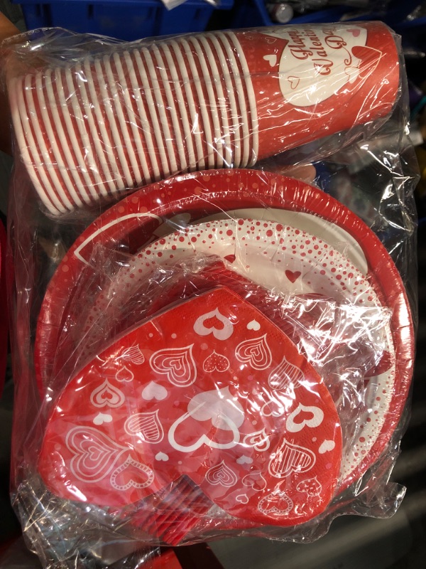 Photo 1 of 120Pcs valentine party pack