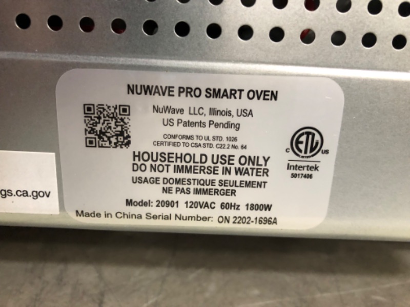 Photo 7 of ***USED - DIRTY - POWERS ON - UNABLE TO TEST FURTHER***
Nuwave TODD ENGLISH iQ360 Digital Smart Oven, 20-in-1 Convection Infrared Grill Griddle Combo, 34-Qt Mega Capacity, 1800 Watts, Adjustable Triple Surround Heat Zones, Smart Thermometer, WIFI Enabled