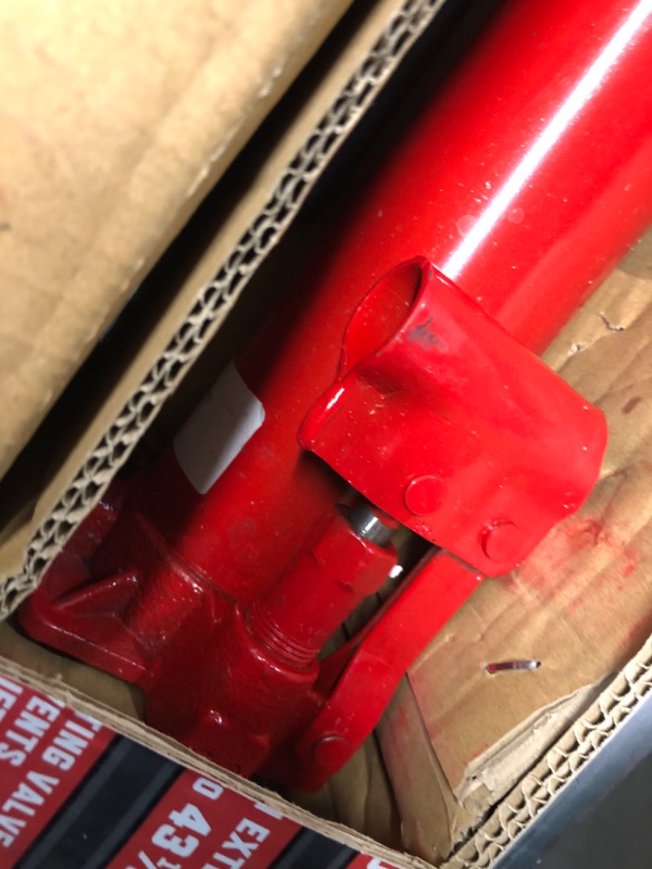 Photo 4 of BIG RED T30306 Torin Hydraulic Long Ram Jack with Single Piston Pump and Clevis Base (