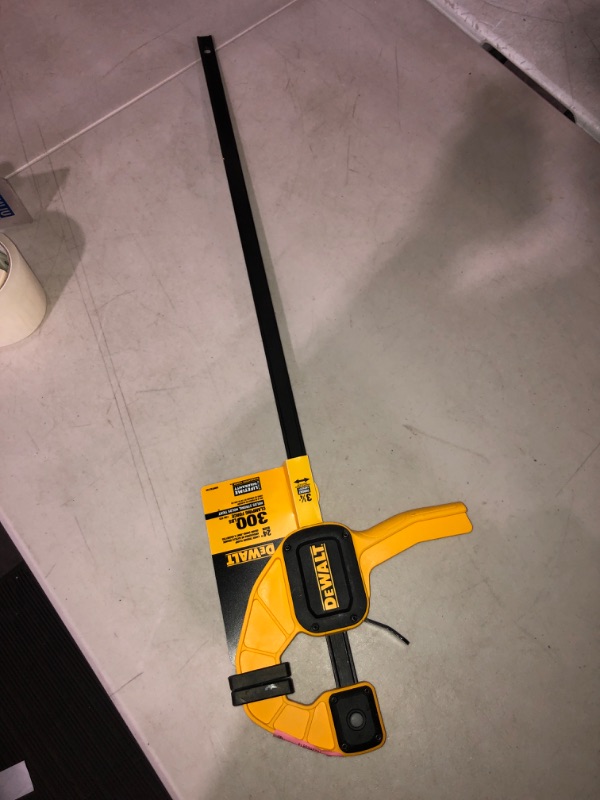 Photo 2 of (READ FULL POST) DEWALT DWHT83194 Large Trigger Clamp with 24 inch Bar