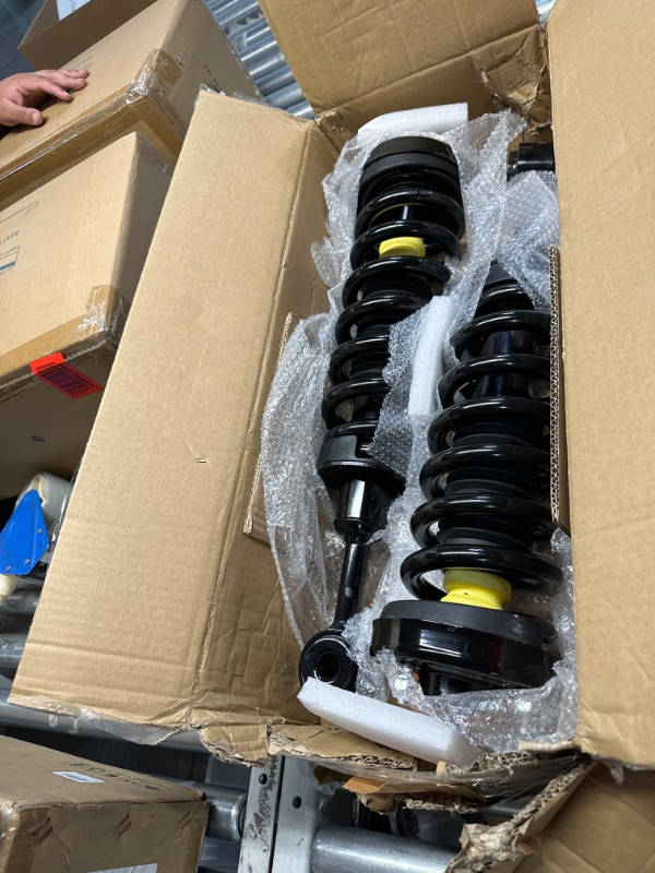 Photo 2 of Front Left Right Strut Shock Absorber 171361 4WD ONLY Fit for Ford F-150 2004-2008, for Lincoln Mark LT 5.4L 2006-2008, with Coil Spring Complete Strut Assembly, 1 Pair Front Left and Right 04-08 F150 4WD/06-08 Mark LT 4WD