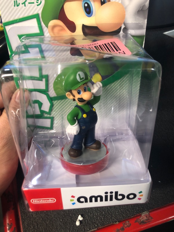 Photo 2 of **General post and photo for reference**
Luigi amiibo Japanese 