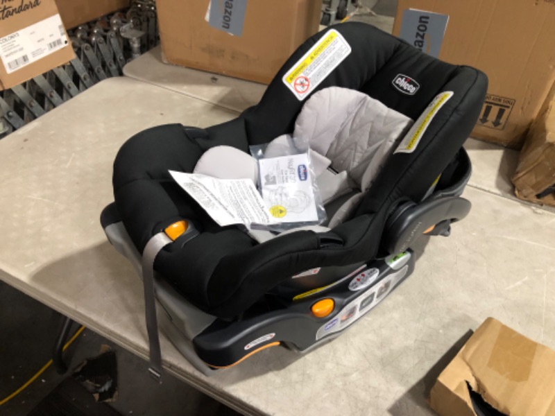 Photo 2 of ***USED - LIKELY MISSING PARTS - UNABLE TO VERIFY FUNCTIONALITY***
Chicco Bravo 3-in-1 Trio Travel System, Quick-Fold Stroller with KeyFit 30 Infant Car Seat and base | Camden/Black