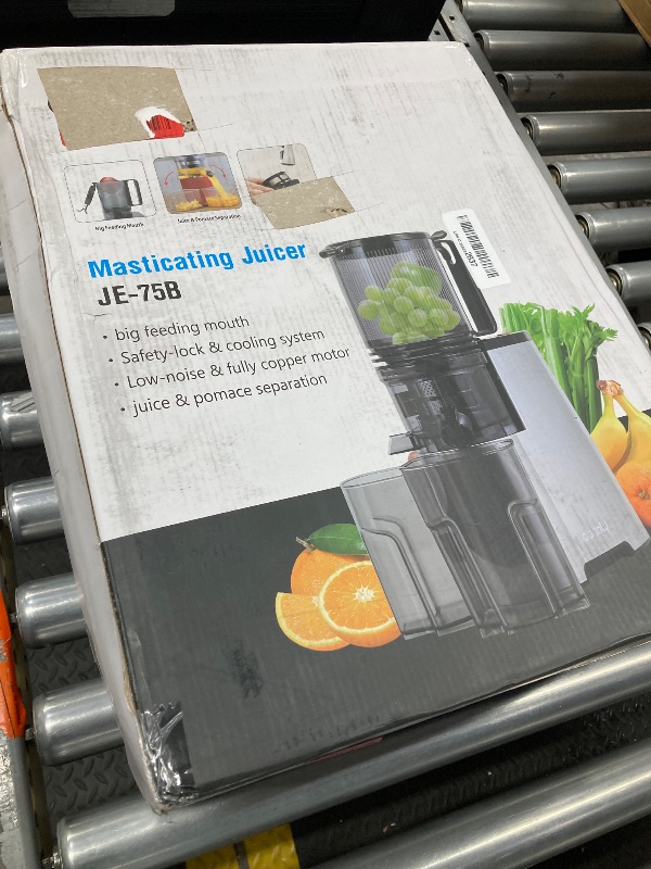 Photo 2 of Cold Press Juicer, 400w Slow Juicer Machines with 5.4" Wide Feed Chute, Masticating Juicer with High Juice Yield for Whole Vegetables & Fruits