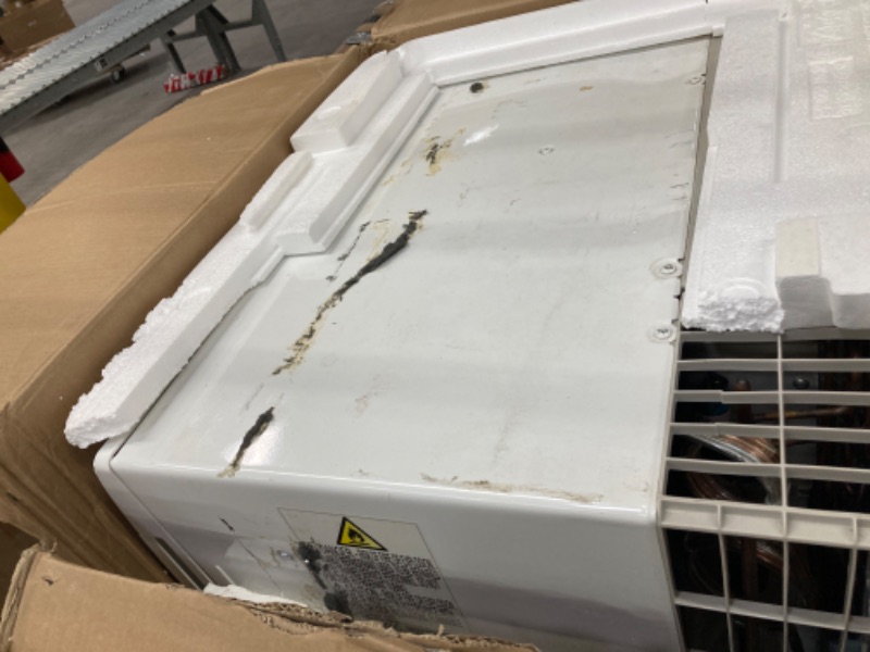 Photo 1 of ***PARTS ONLY***
LG 7,800 BTU Through the Wall Air Conditioner, 115V, AC Wall Unit for Rooms up to 330 Sq. Ft., Perfect for Bedroom or Office, Wall Mounted AC Unit with Remote and 3 Cool & Fan Speeds, White