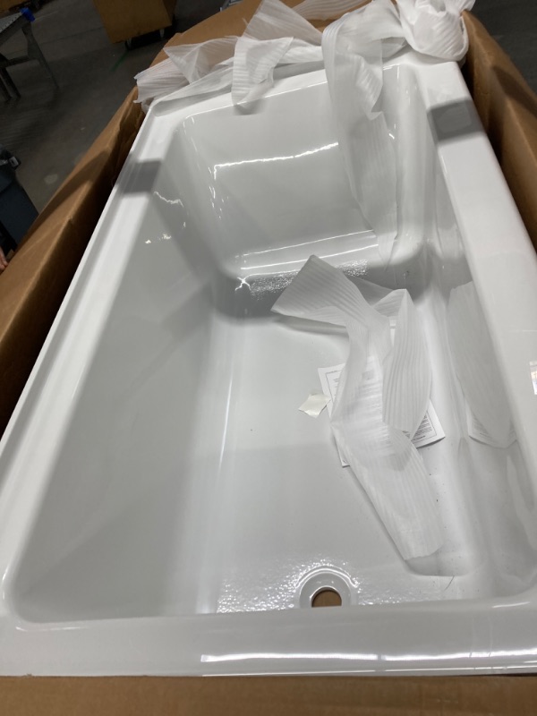 Photo 2 of American Standard 2946202.020 Studio Alcove Bathtub LH, 60"X32", White