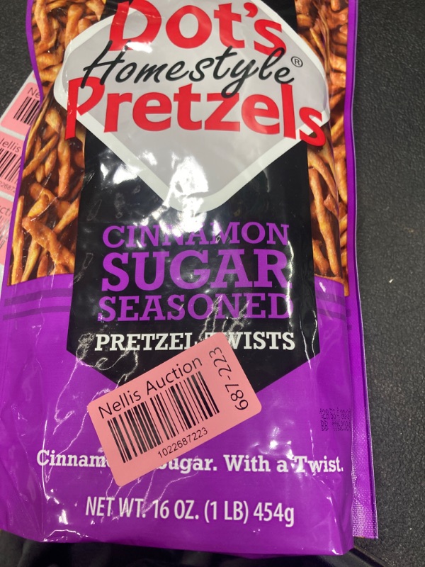 Photo 2 of (( look at photos )) Dot's Pretzels Cinnamon Sugar Seasoned Pretzel Twists, Healthy Kids Snacks, 16oz Grocery Sized Cinnamon-Sugar 16 Ounce