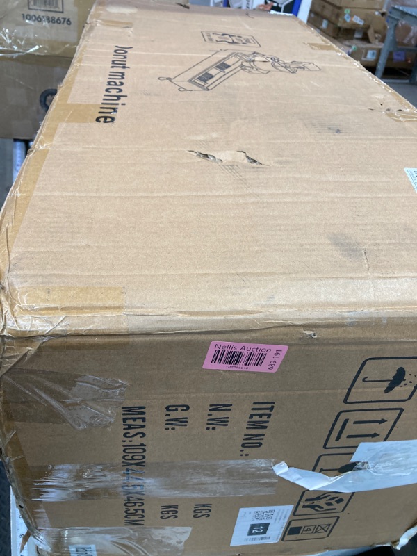 Photo 1 of VEVOR 110V Commercial Automatic Donut Making Machine, Single Row Auto Doughnut Maker, 7L Hopper Donut Maker with 3 Sizes Molds, Doughnut Fryer, 304 Stainless Steel Auto Donut