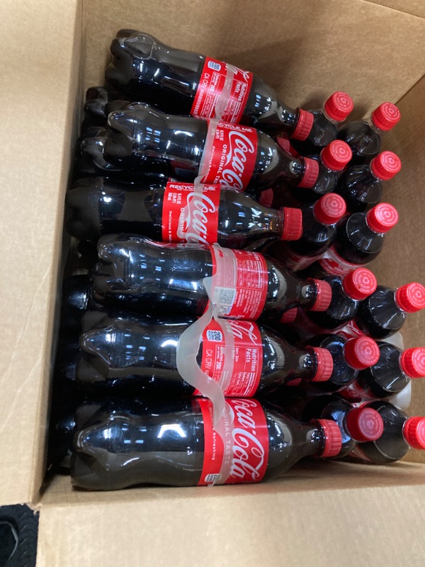 Photo 1 of Coca-Cola 6 pack