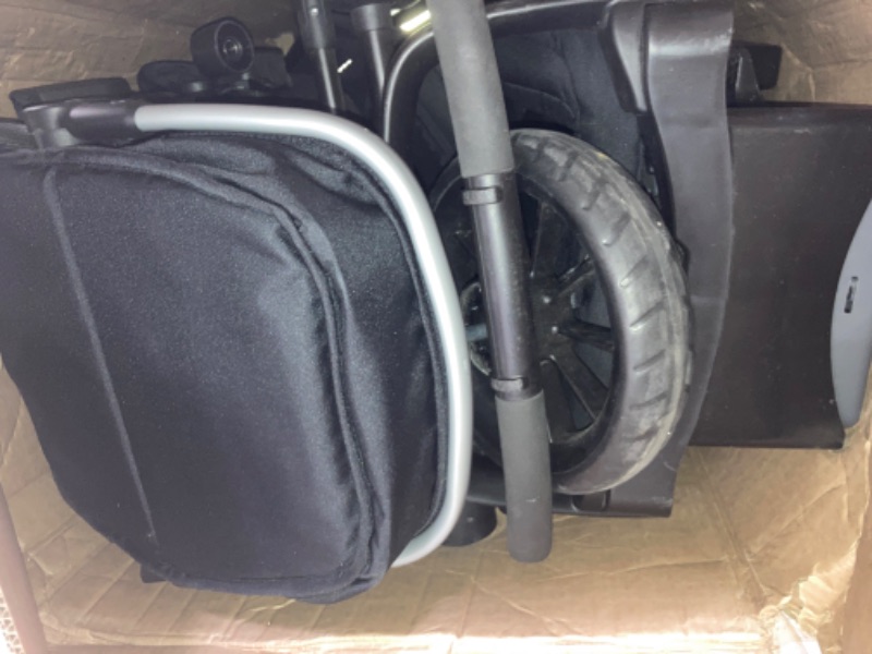Photo 1 of Evenflo Pivot Xpand Modular Travel System with LiteMax Infant Car Seat with Anti-Rebound Bar (Ayrshire Black)