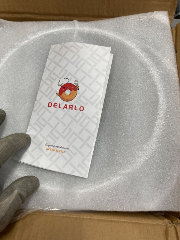 Photo 1 of DELARLO Tri-Ply Stainless Steel 6QT Pot with Lid, Induction Ready, 6 Quart Pot with Lid, Durable, Noodle Pot, 18/10 Deep Pot for Cooking, Suit for All Stove, Up to 600?(Lids 300?)