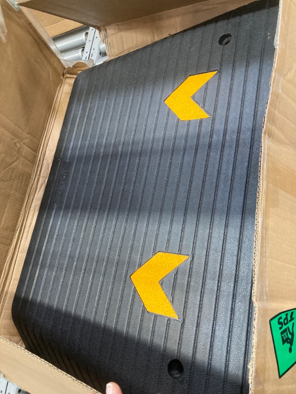 Photo 1 of VEVOR Rubber Threshold Ramp, 4" Rise Wheelchair Ramp Doorway, Recycled Rubber Power Curb Ramp Rated 33069 Lbs Load Capacity, Non-Slip Textured Surface Rubber Ramp for Wheelchair Car Scooter