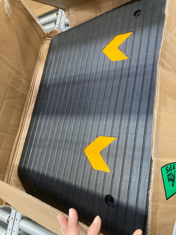 Photo 1 of VEVOR Rubber Threshold Ramp, 4" Rise Wheelchair Ramp Doorway, Recycled Rubber Power Curb Ramp Rated 33069 Lbs Load Capacity, Non-Slip Textured Surface Rubber Ramp for Wheelchair Car Scooter